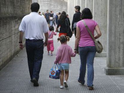 Média de filhos das famílias costa-riquenhas é de 1,7.