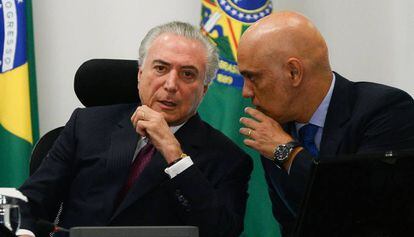 Temer e o ministro da Justiça, Alexandre de Moraes, em Brasília.