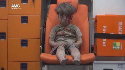 A imagem da criança síria que foi capa em veículos do mundo todo.