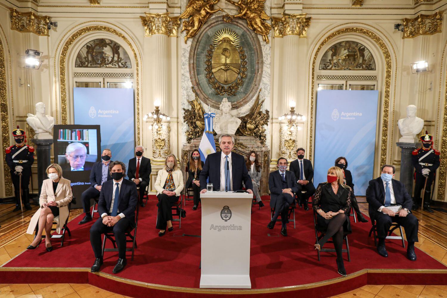 O presidente da Argentina, Alberto Fernández, apresenta um projeto de reforma da Justiça, na Casa Rosada.