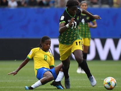 Seleção derrotou a Jamaica em sua estreia na Copa do Mundo feminina.