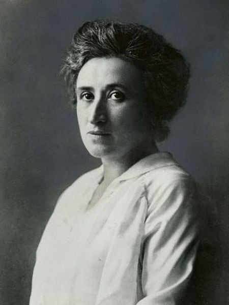 Retrato de Rosa Luxemburgo.