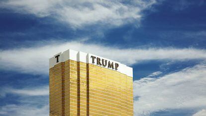 A ostentação em dourado do Trump International Hotel de Las Vegas.