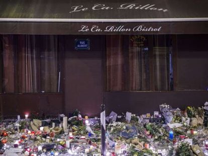 Tributo às vítimas dos ataques de sexta-feira em Paris.