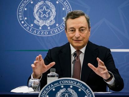 O primeiro-ministro italiano, Mario Draghi, em coletiva de imprensa nesta quinta-feira.