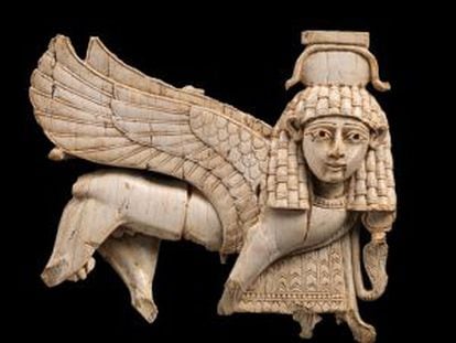 Esfinge neoassíria de marfim exposta no Metropolitan como parte da mostra ‘Da Assíria à Ibéria no Alvorecer da Era Clássica’