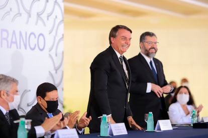 Presidente Jair Bolsonaro e o chanceler Ernesto Araújo em cerimônia de novos diplomatas do Rio Branco, o prestigioso instituto de formação dos diplomatas brasileiros.