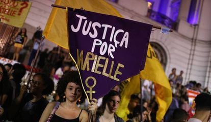 No Rio de Janeiro, manifestantes cobram elucidação do assassinato de Marielle Franco, em 2 de novembro de 2019.