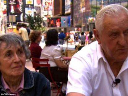 Greta Zimmer e George Mendonsa em Times Square em 2012.