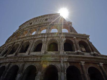 Panorâmica do Coliseu após a sua restauração.