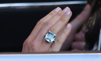 O anel de água-marinha de Diana, na mão de Meghan Markle. 