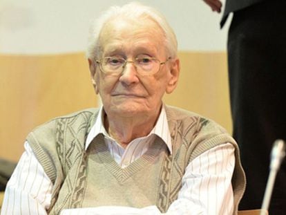 Gröning, de 93 anos, no início do seu julgamento.