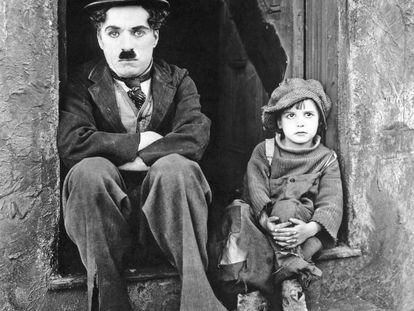 Charles Chaplin e Jackie Coogan estão entre a minoria de atores que aparecem em mais de 100 filmes.