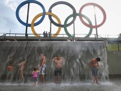 Os anéis olímpicos do parque Madureira, no subúrbio carioca.