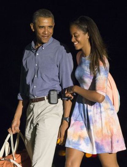 Barack Obama e sua filha mais velha, Malia, na Casa Branca.