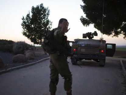 Um militar israelense no norte de Gaza neste 24 de dezembro.