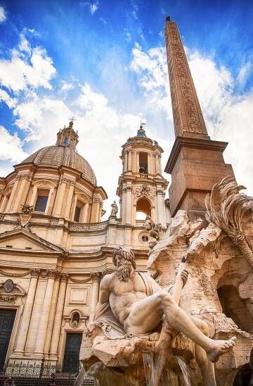 A fonte da Piazza Navona, em Roma, foi imaginada por Borromini, mas o projeto acabou sendo feito por Bernini.