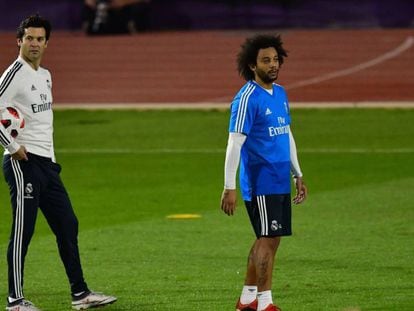 Marcelo e Solari durante treinamento nos Emirados Árabes Unidos.