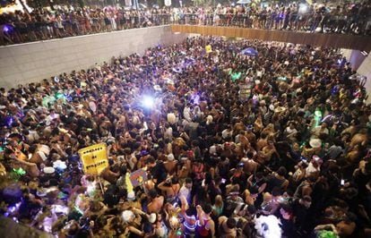 Bloco de pré-carnaval no centro do Rio de Janeiro, neste dia 23 de fevereiro.