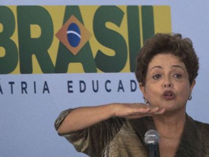 Dilma em inaugura&ccedil;&atilde;o de moradias no Rio.