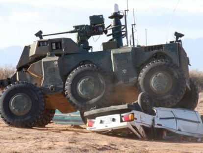 Veículo militar autônomo conhecido como Crusher (Esmagador).