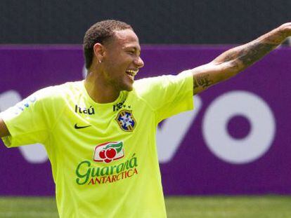 Neymar durante o treino desta quarta.