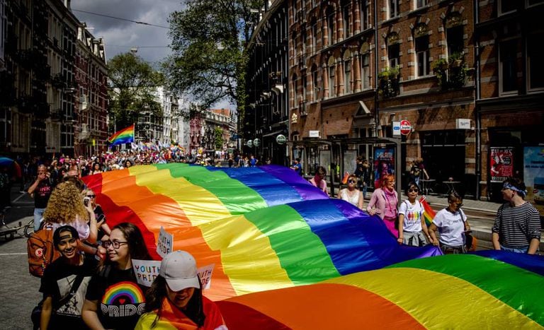 A Marcha do Orgulho em Amsterdã, Holanda, em julho de 2017.