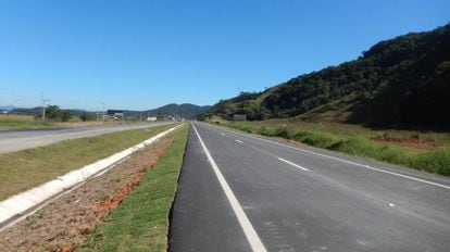 Obras na rodovia BR-470, em Santa Catarina. 