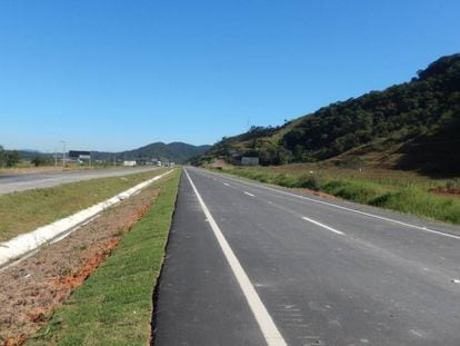 Obras na rodovia BR-470, em Santa Catarina. 
