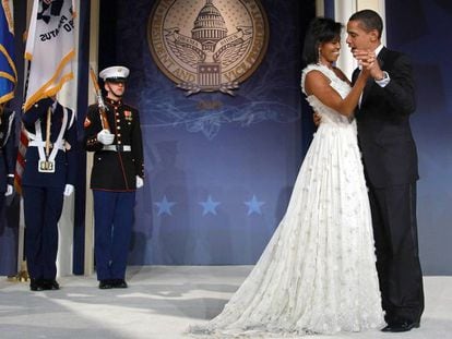 O casal presidencial abre o baile inaugural em janeiro de 2009. 