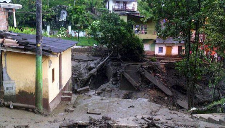 Um setor do município de Salgar depois da avalanche.
