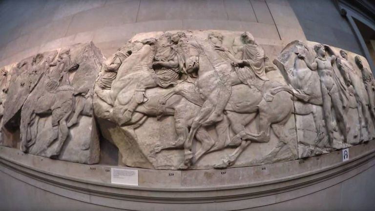 Friso do Partenon de Atenas, no Museu Britânico de Londres.