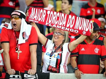 Torcedores do Flamengo nas arquibancadas do Maracanã.
