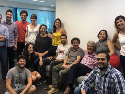 Parte da equipe do El País Brasil, na redação em São Paulo, na última quarta-feira, 27 de setembro.