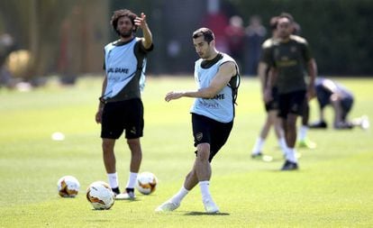 Mkhitaryan, durante um treinamento com o Arsenal.