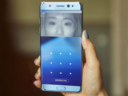 Novo smartphone da marca coreana incorpora o desbloqueio com os olhos e permite escrever e navegar com água sobre a tela