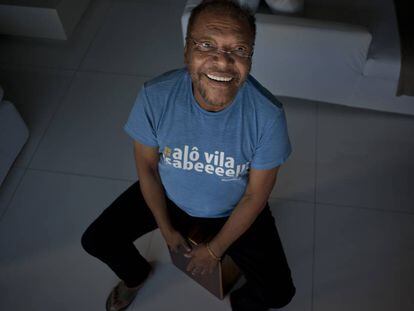 Martinho da Vila, em seu apartamento na Barra da Tijuca