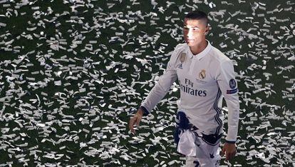 Cristiano Ronaldo, durante a celebração da Champions League.