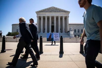 Suprema Corte rechaza adobciones LGBT