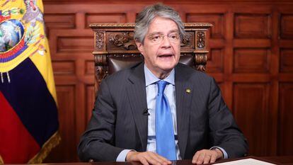 O presidente do Equador, Guillermo Lasso, durante o anúncio feito nesta segunda-feira.