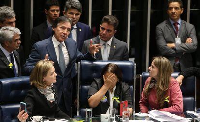 Reforma trabalhista é aprovada no plenário do Senado.