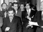A partir da esquerda, García Hortelano, Carlos Barral, García Márquez e Vargas Llosa; à direita, José María Castellet, em 1970, em Barcelona.