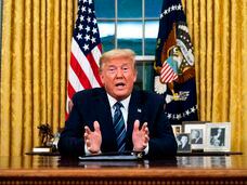 O presidente dos Estados Unidos, Donald Trump, ao anunciar novas restrições pelo coronavírus. Em vídeo, suas declarações.