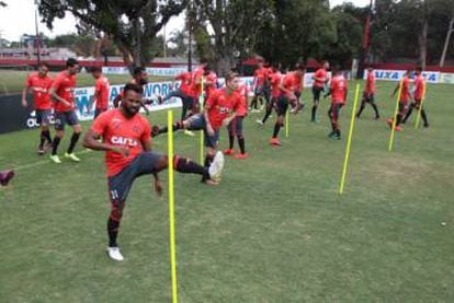 Treino de jogadores do Flamengo.
