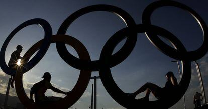 Anéis olímpicos do Parque Olímpico.