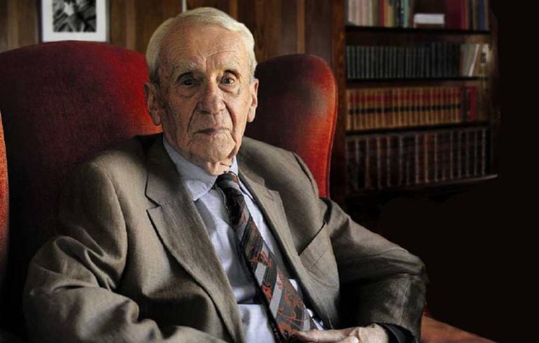Christopher Tolkien.
