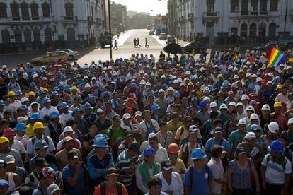 Protesto de mineiros em Lima, na sexta-feira passada.