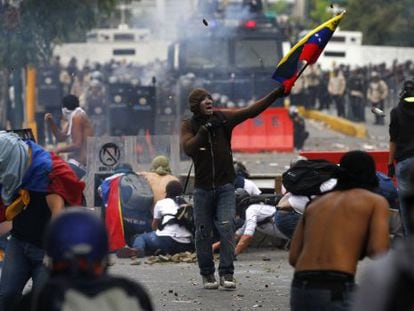 Protesto em Caracas nesta quarta-feira. 