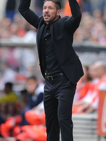 Simeone pede o apoio da torcida no Vicente Calderón.