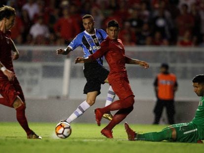 Luan marcou o gol do Grêmio em Avellaneda.